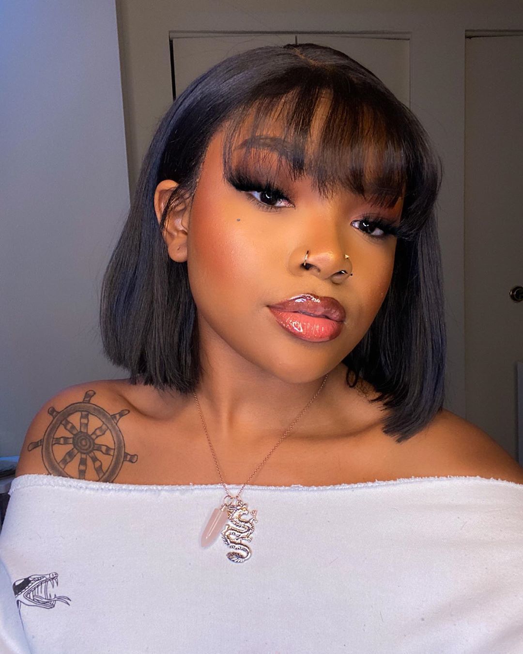100% Human Hair8 Inches to 30 Inches Long Straight Black Hair Wig With Bangs