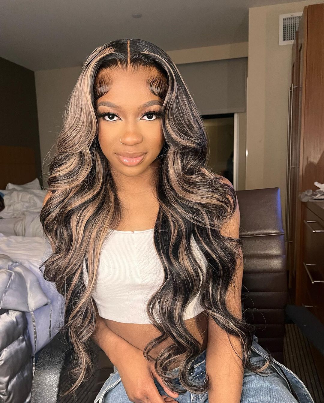 Honey Blonde Brown13X4 Highlight Human Hair Wigs Peruvian Virgin Body Wave Lace Front Wig  13x6 Wavy Lace Frontal Wig