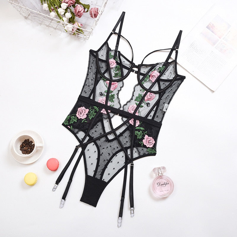 Floral Embrodiery Lace Lingerie 3 Piece Set Sexy Underwear Women Bra and Panties Sets Bra Lingeries bodysuit chemise