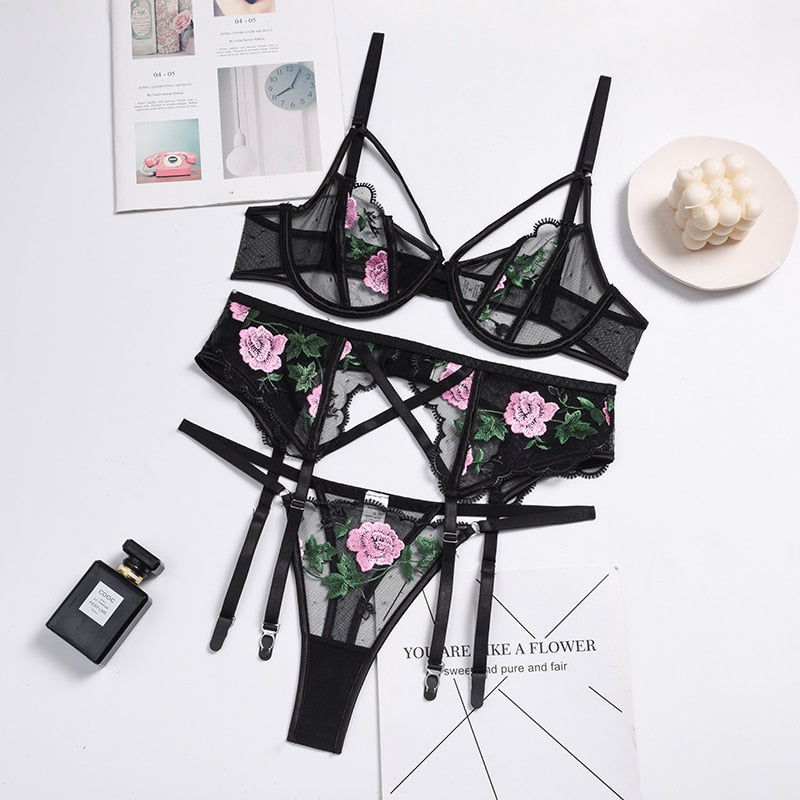 Floral Embrodiery Lace Lingerie 3 Piece Set Sexy Underwear Women Bra and Panties Sets Bra Lingeries bodysuit chemise